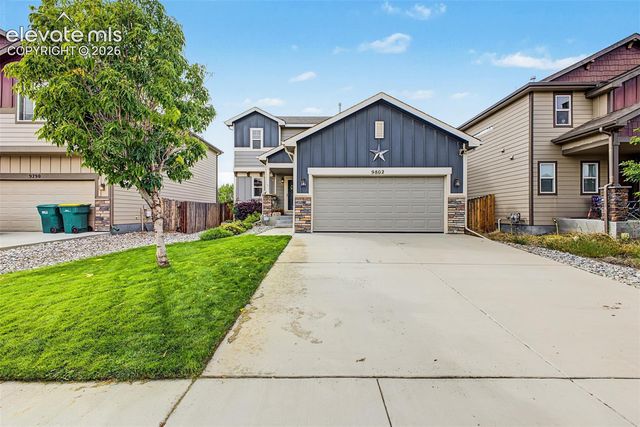 9802 Silver Stirrup Drive, Colorado Springs, CO 80925