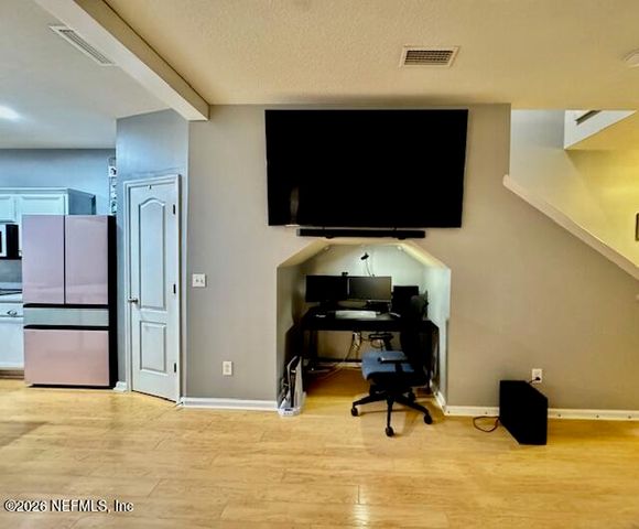 8852 INLET BLUFF Drive, Jacksonville, FL 32216