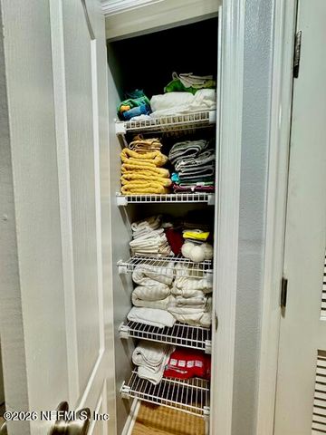 8852 INLET BLUFF Drive, Jacksonville, FL 32216