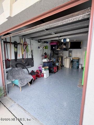 8852 INLET BLUFF Drive, Jacksonville, FL 32216