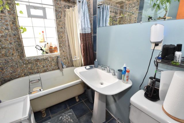 4837 N 46th STREET, Milwaukee, WI 53218