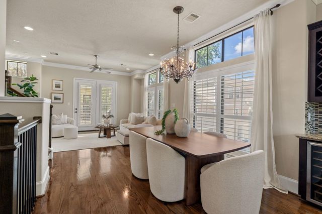 1118 W 25th Street, Houston, TX 77008