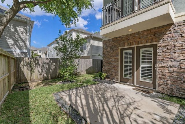1118 W 25th Street, Houston, TX 77008