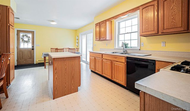 446 County Route 1, Warwick, NY 10990