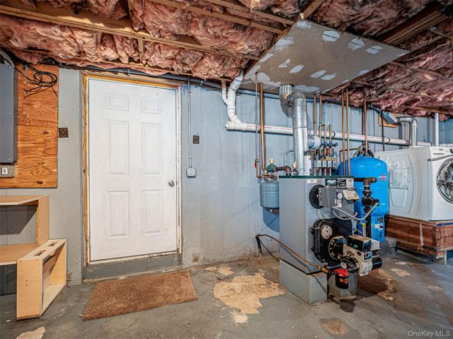 446 County Route 1, Warwick, NY 10990