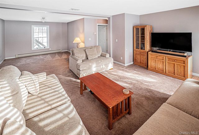 446 County Route 1, Warwick, NY 10990