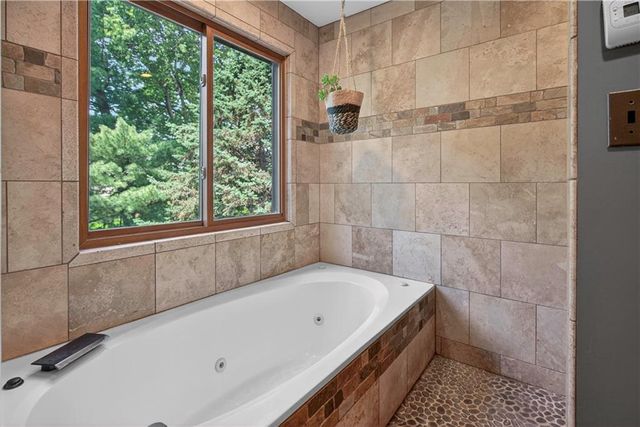 12814 W 65th Street, Shawnee, KS 66216