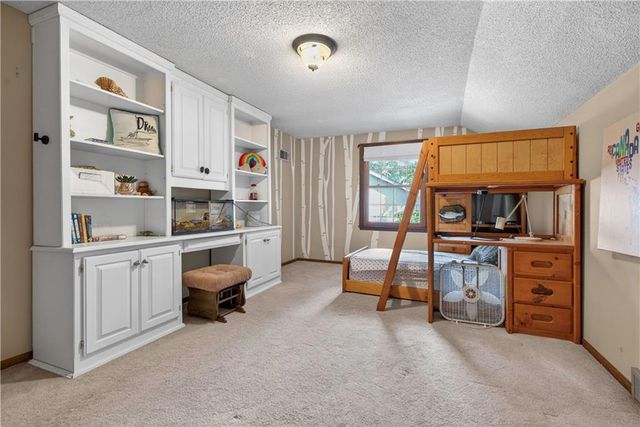 12814 W 65th Street, Shawnee, KS 66216