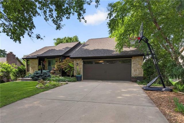 12814 W 65th Street, Shawnee, KS 66216
