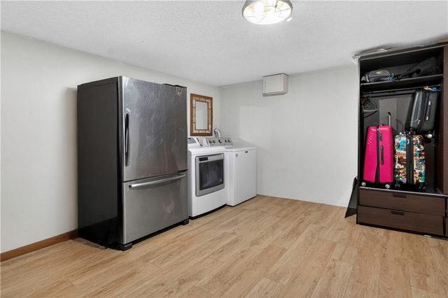 12814 W 65th Street, Shawnee, KS 66216