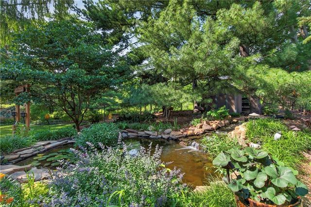 12814 W 65th Street, Shawnee, KS 66216