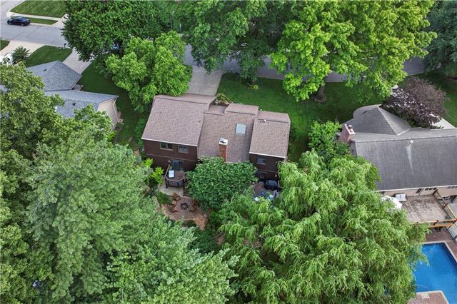 12814 W 65th Street, Shawnee, KS 66216