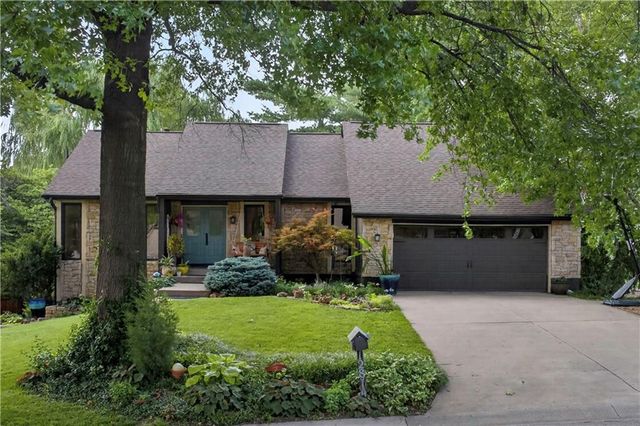 12814 W 65th Street, Shawnee, KS 66216