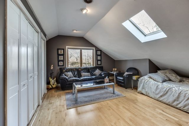 11 Beethoven Ave, Newton, MA 02468