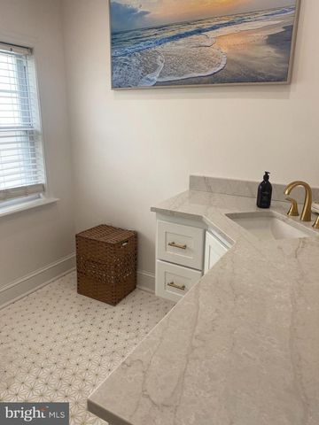 433 BERG AVE, Hamilton, NJ 08610