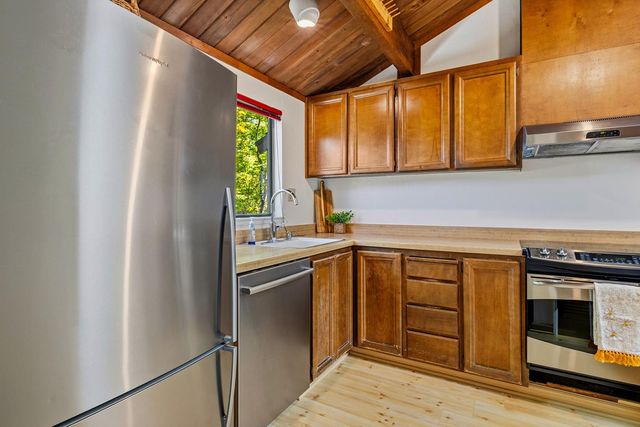 138 Tree Frog Lane, Santa Cruz, CA 95060