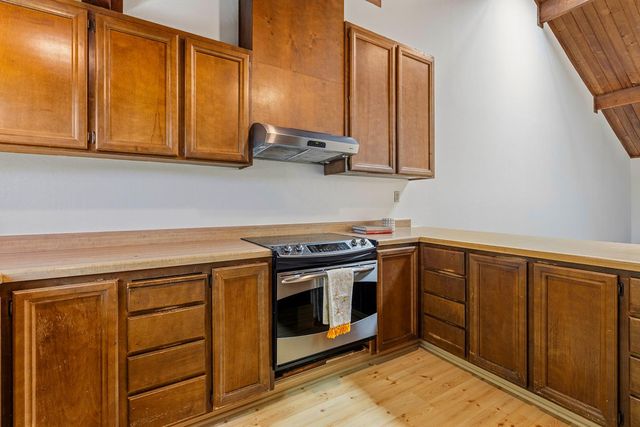 138 Tree Frog Lane, Santa Cruz, CA 95060