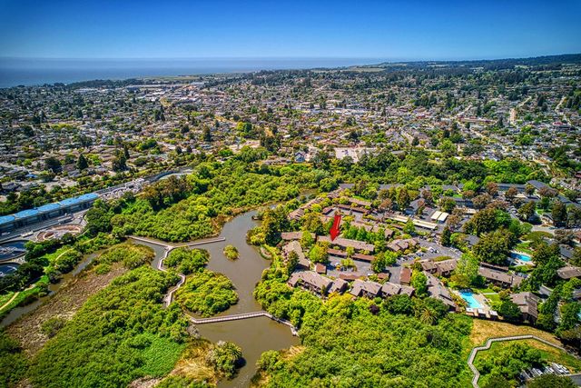 138 Tree Frog Lane, Santa Cruz, CA 95060