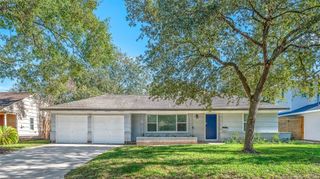 8527 Greenbush Street, Houston, TX 77025