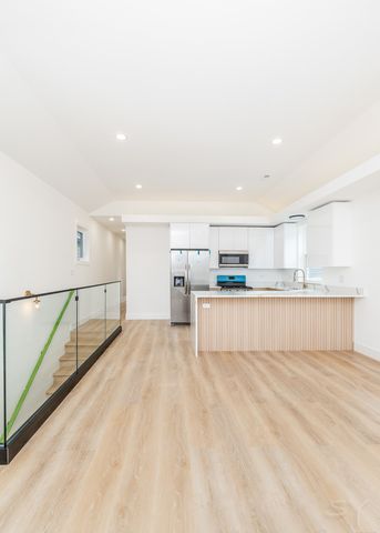 1245 S Fairfield Avenue 3, Chicago, IL 60608