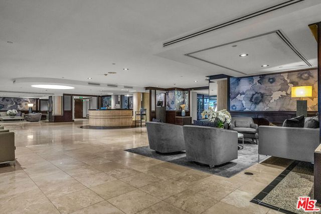 200 N Swall Drive 313, Beverly Hills, CA 90211