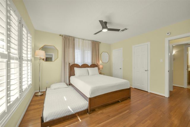 1919 W Mckinney Street, Houston, TX 77019
