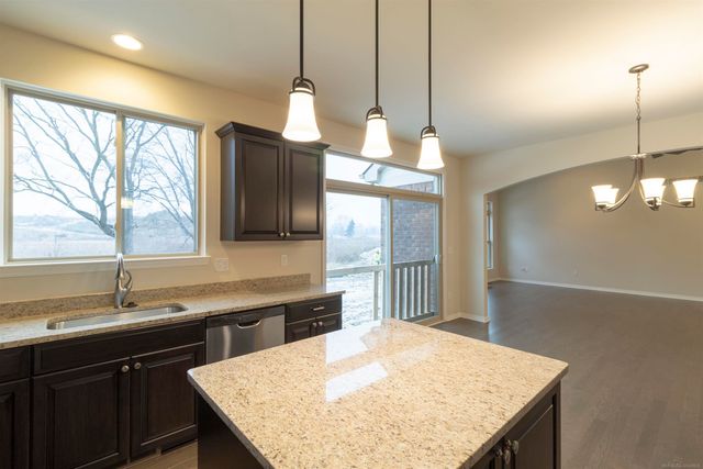 55611 Bay Oaks Court, Shelby Twp, MI 48315