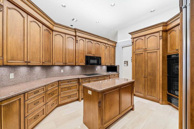 17595 Bocaire Place, Boca Raton, FL 33487