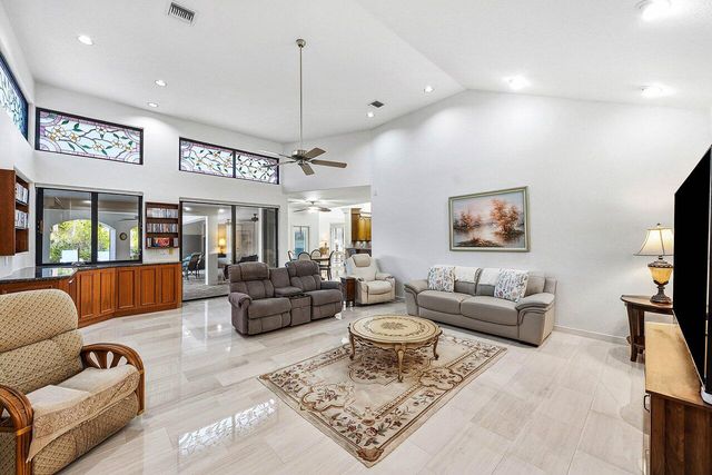 17595 Bocaire Place, Boca Raton, FL 33487