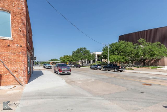 1031 N 6th Street, Abilene, TX 79601
