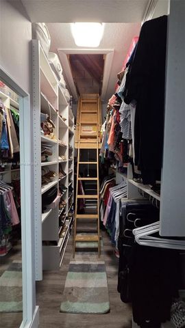 3732 SW 153rd Ct, Miami, FL 33185