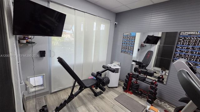 3732 SW 153rd Ct, Miami, FL 33185