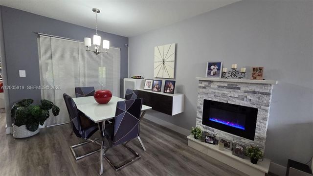 3732 SW 153rd Ct, Miami, FL 33185