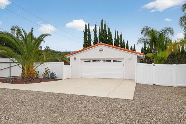 1210 S La Luna Avenue, Ojai, CA 93023