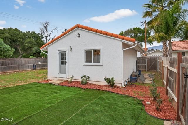 1210 S La Luna Avenue, Ojai, CA 93023