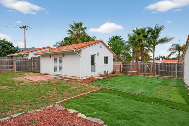 1210 S La Luna Avenue, Ojai, CA 93023