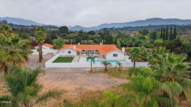 1210 S La Luna Avenue, Ojai, CA 93023