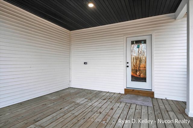 8411 Peninsula Drive, Stanwood, MI 49346
