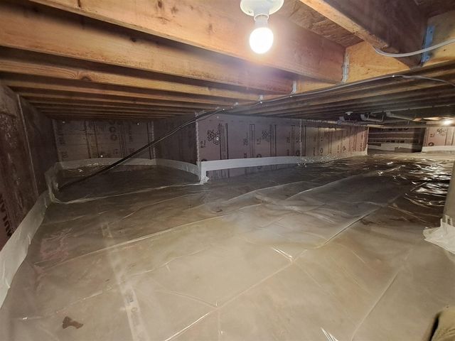 8411 Peninsula Drive, Stanwood, MI 49346