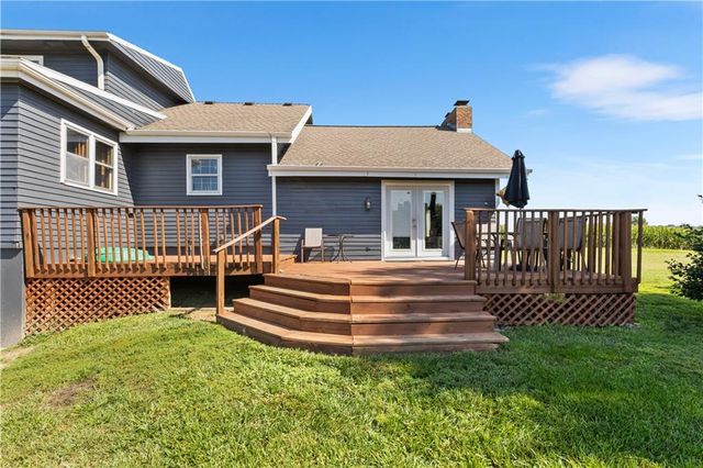 8608 NE Hurlingen Road S, St Joseph, MO 64507