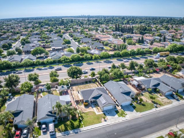 2348 S Judy Avenue, Fresno, CA 93727