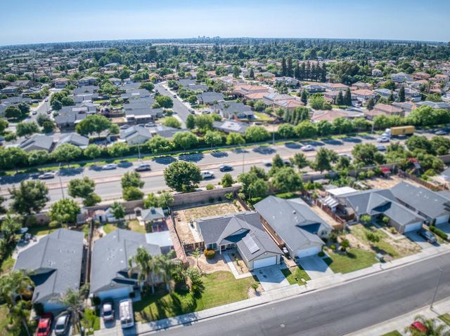 2348 S Judy Avenue, Fresno, CA 93727