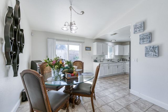 2348 S Judy Avenue, Fresno, CA 93727