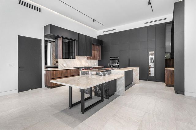 6676 NW 66th Way, Parkland, FL 33067