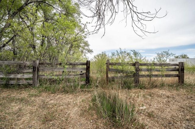117 Seeley, La Junta, CO 81050