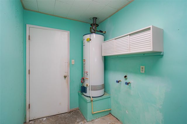 16002 La Avenida Drive, Houston, TX 77062