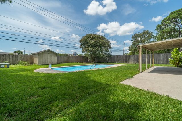 16002 La Avenida Drive, Houston, TX 77062