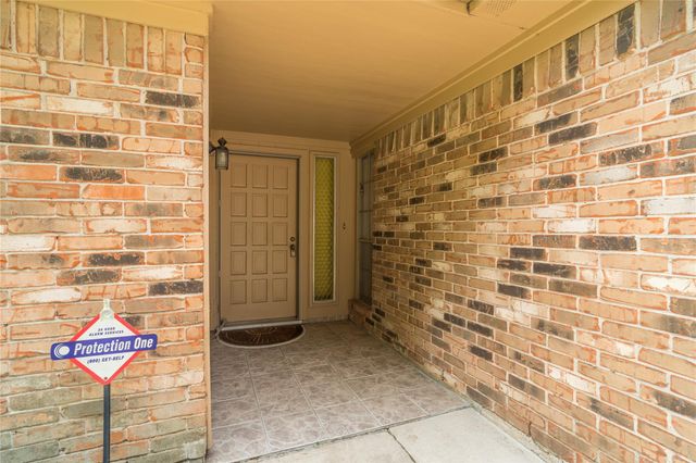 16002 La Avenida Drive, Houston, TX 77062