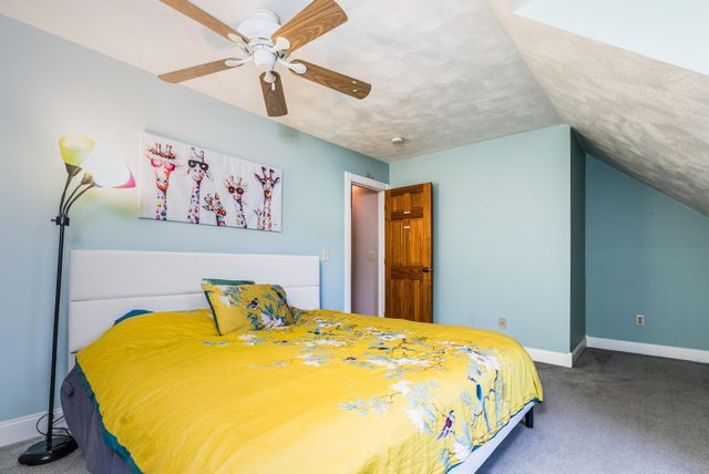 2 Barnes Drive, Stratham, NH 03885