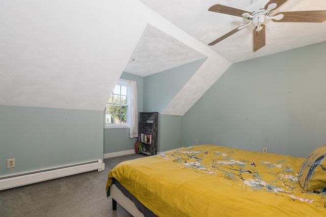 2 Barnes Drive, Stratham, NH 03885